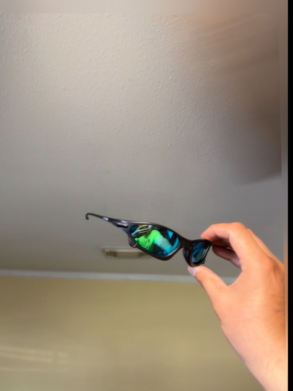 Black Frame Blue-Green Mirrored Wall Accent oaks